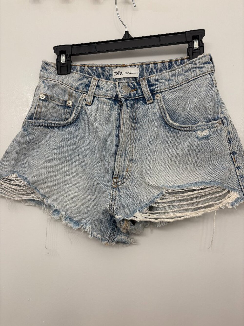 Zara Light Distressed Jean Shorts - Size 4
